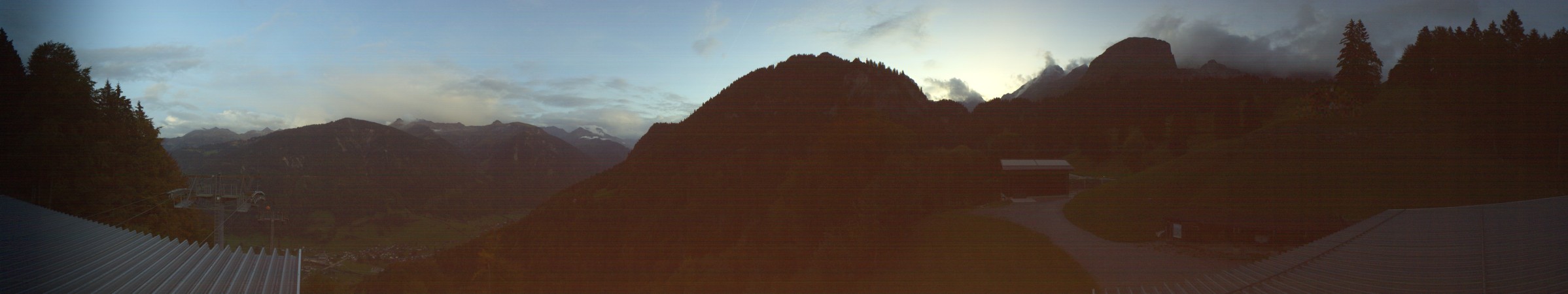 Technische Betriebe Glarus Brunnenberg snow cam captured at 4 October 2026 at 7:33 pm GMT+2