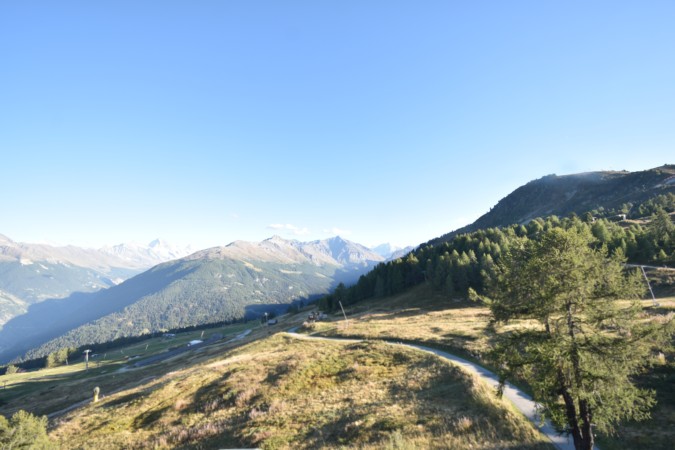 Télé Thyon SA Matze - Thyon snow cam captured at 15 September 2026 at 6:10 pm GMT+2