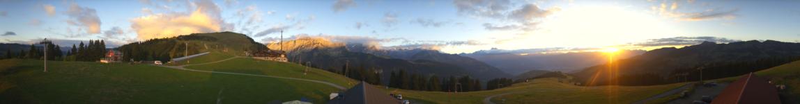 Télé Villars Gryon Diablerets Gryon - Les Chaux snow cam captured at 11 September 2026 at 7:55 pm GMT+2