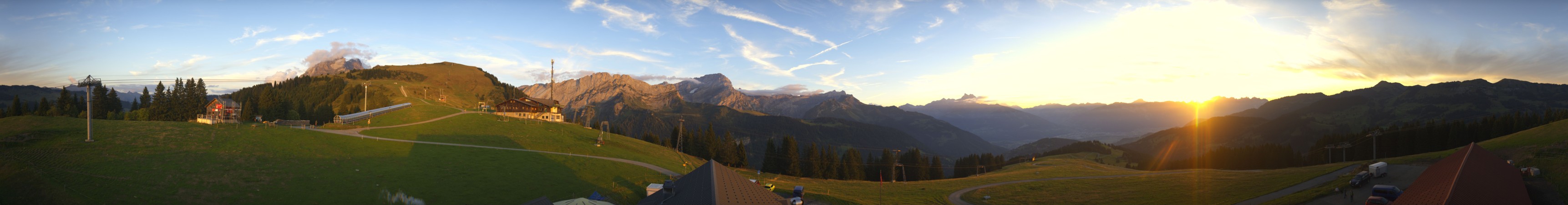 Télé Villars Gryon Diablerets Gryon - Les Chaux snow cam captured at 12 September 2026 at 7:59 pm GMT+2