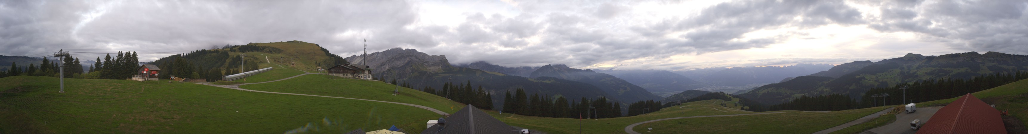 Télé Villars Gryon Diablerets Gryon - Les Chaux snow cam captured at 17 September 2026 at 7:42 pm GMT+2
