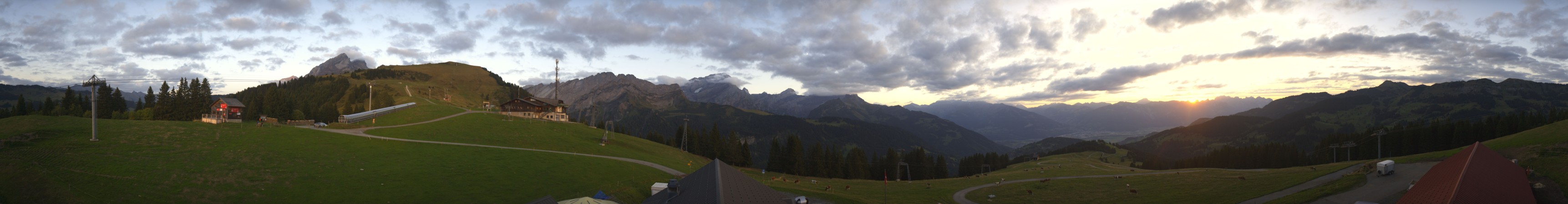Télé Villars Gryon Diablerets Gryon - Les Chaux snow cam captured at 18 September 2026 at 7:53 pm GMT+2