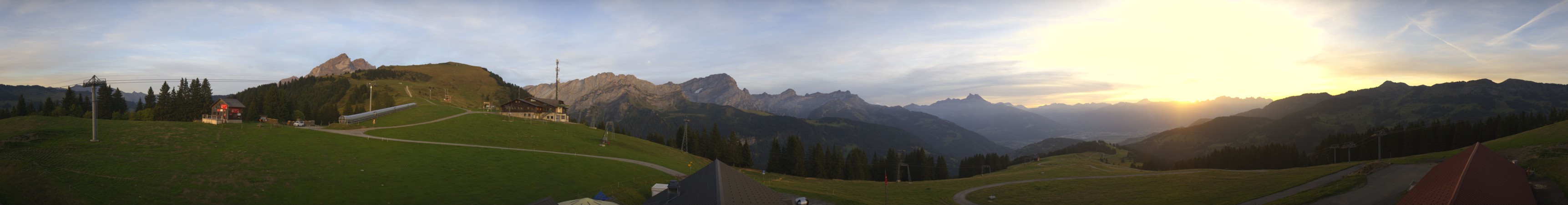 Télé Villars Gryon Diablerets Gryon - Les Chaux snow cam captured at 21 September 2026 at 7:40 pm GMT+2