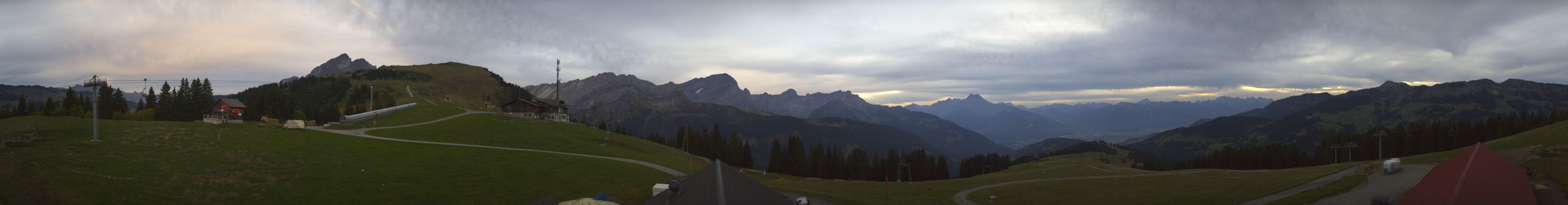 Télé Villars Gryon Diablerets Gryon - Les Chaux snow cam captured at 29 September 2026 at 7:38 pm GMT+2