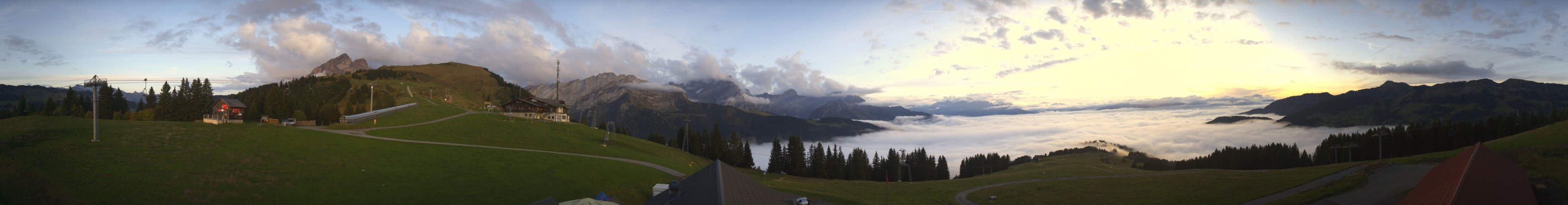 Télé Villars Gryon Diablerets Gryon - Les Chaux snow cam captured at 2 October 2026 at 7:15 pm GMT+2