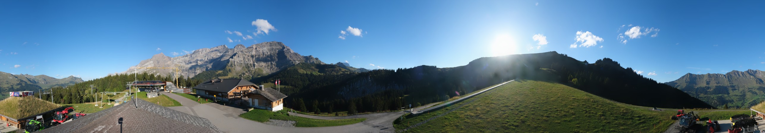 Télé Villars Gryon Diablerets Les Diablerets - Les Mazots snow cam captured at 15 September 2026 at 6:10 pm GMT+2