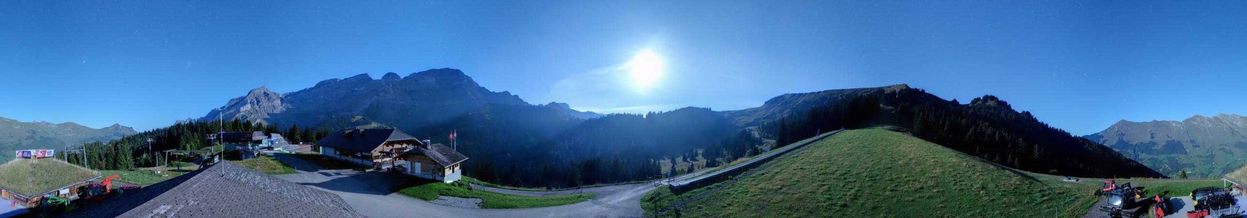 Télé Villars Gryon Diablerets Les Diablerets - Les Mazots snow cam captured at 21 September 2026 at 11:53 pm GMT+2