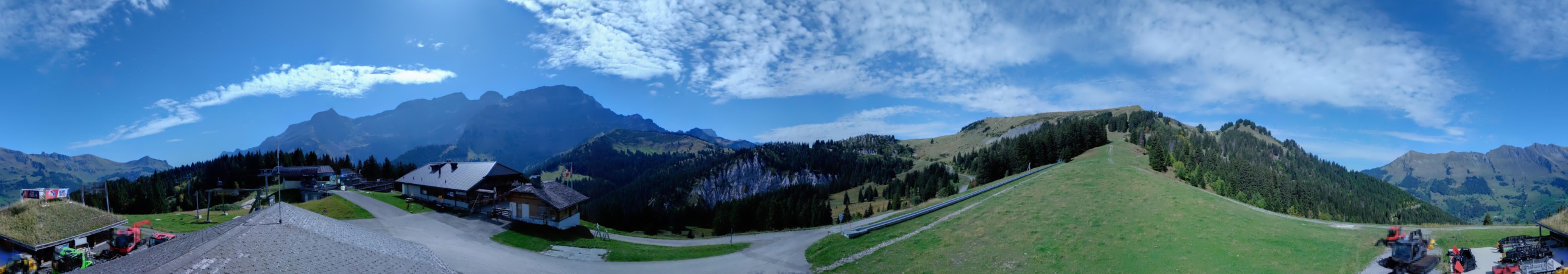 Télé Villars Gryon Diablerets Les Diablerets - Les Mazots snow cam captured at 27 September 2026 at 11:49 pm GMT+2