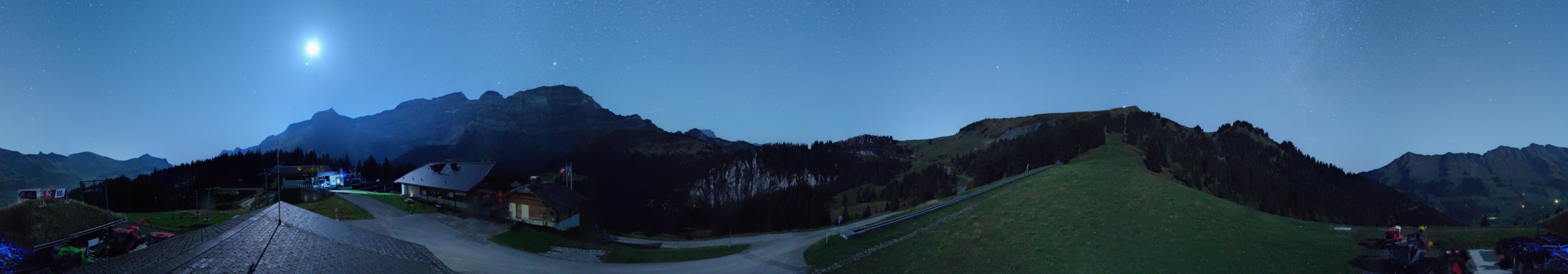 Télé Villars Gryon Diablerets Les Diablerets - Les Mazots snow cam captured at 6 October 2026 at 5:26 am GMT+2