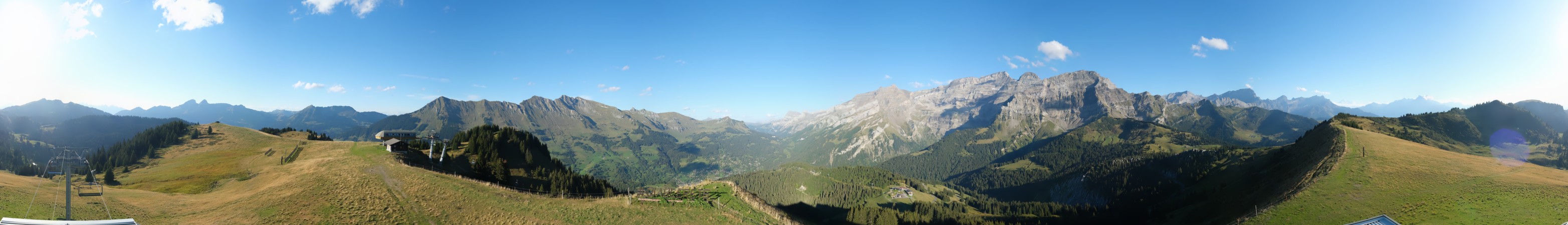 Télé Villars Gryon Diablerets Les Diablerets - Meilleret snow cam captured at 15 September 2026 at 6:10 pm GMT+2