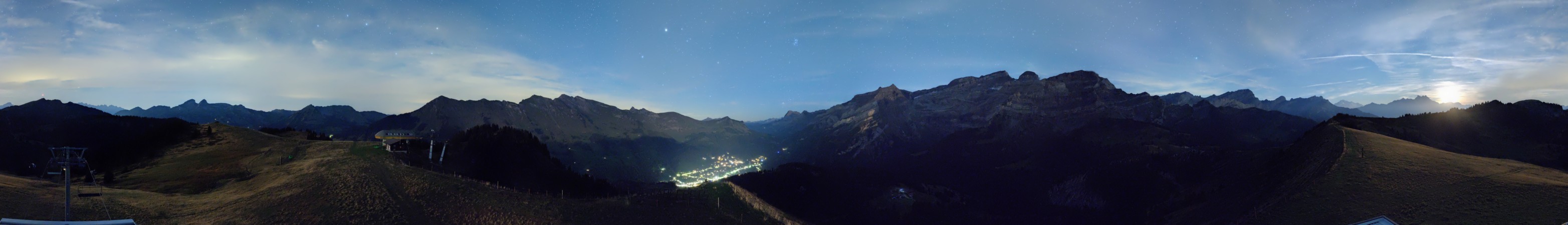 Télé Villars Gryon Diablerets Les Diablerets - Meilleret snow cam captured at 19 September 2026 at 11:50 pm GMT+2
