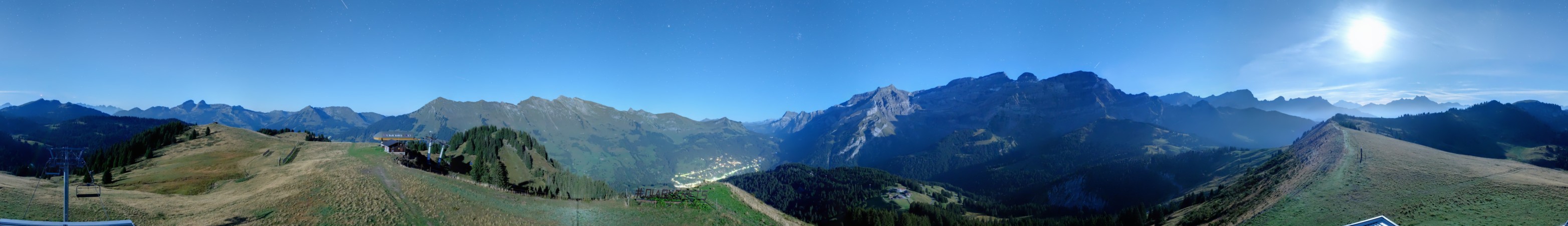 Télé Villars Gryon Diablerets Les Diablerets - Meilleret snow cam captured at 21 September 2026 at 11:53 pm GMT+2