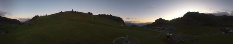 Télé Villars Gryon Diablerets Villars - Bretaye snow cam captured at 11 September 2026 at 8:06 pm GMT+2