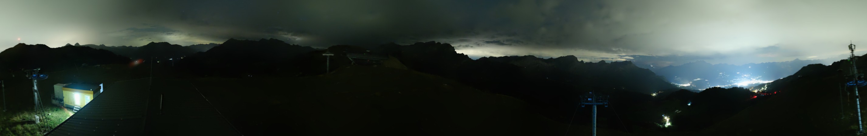Télé Villars Gryon Diablerets Villars - Chaux Ronde snow cam captured at 13 September 2026 at 11:57 pm GMT+2