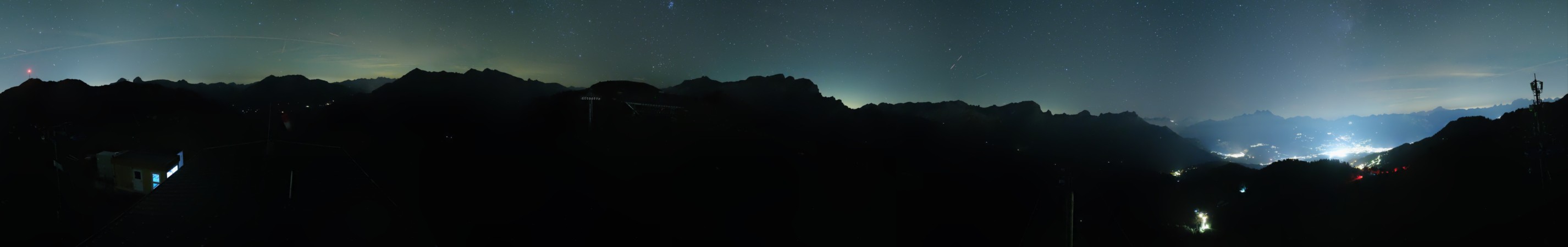 Télé Villars Gryon Diablerets Villars - Chaux Ronde snow cam captured at 18 September 2026 at 11:56 pm GMT+2