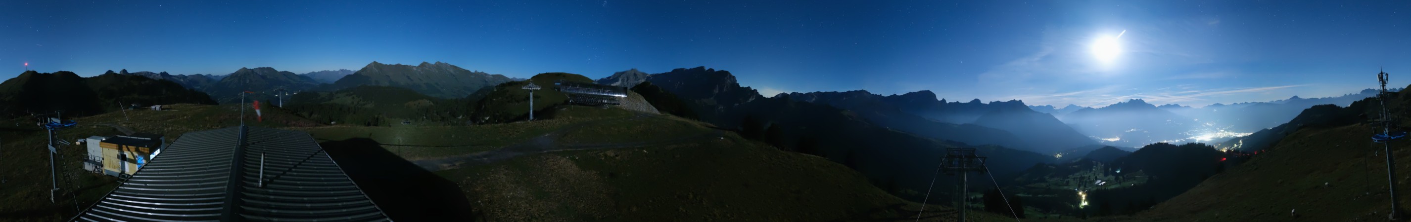 Télé Villars Gryon Diablerets Villars - Chaux Ronde snow cam captured at 21 September 2026 at 11:53 pm GMT+2