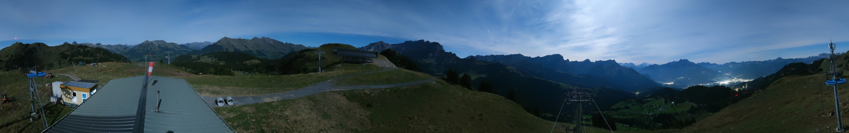 Télé Villars Gryon Diablerets Villars - Chaux Ronde snow cam captured at 24 September 2026 at 11:57 pm GMT+2