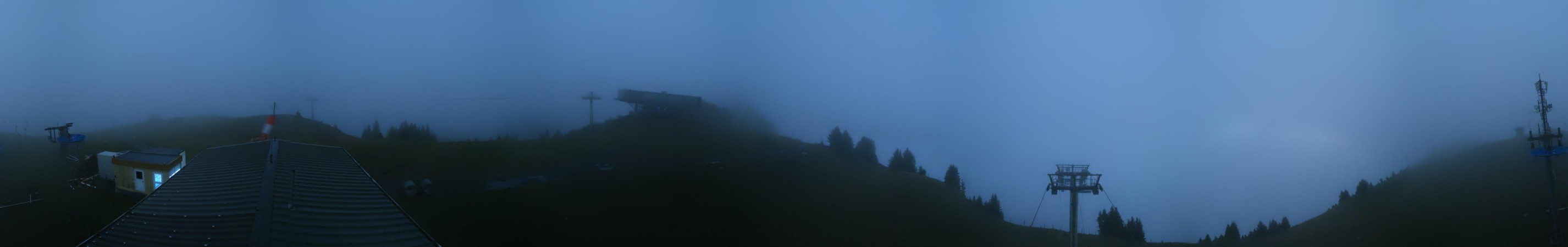 Télé Villars Gryon Diablerets Villars - Chaux Ronde snow cam captured at 1 October 2026 at 11:58 pm GMT+2
