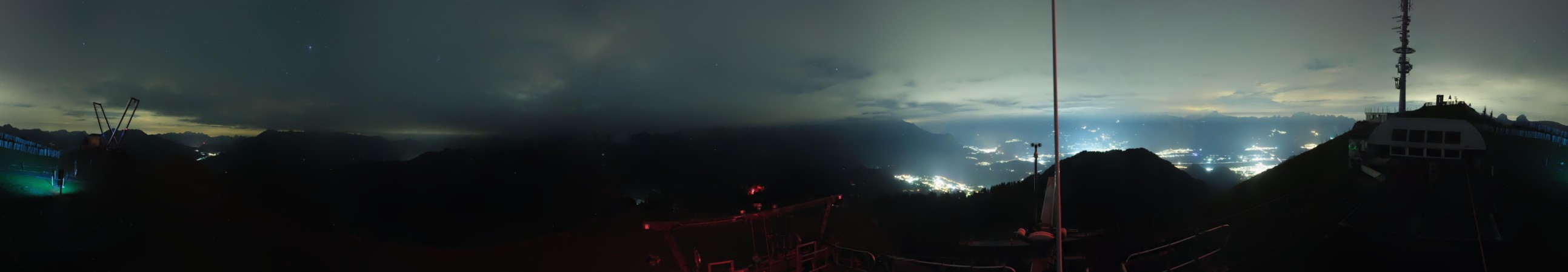 Télé Villars Gryon Diablerets Villars - Grand Chamossaire snow cam captured at 17 September 2026 at 11:43 pm GMT+2