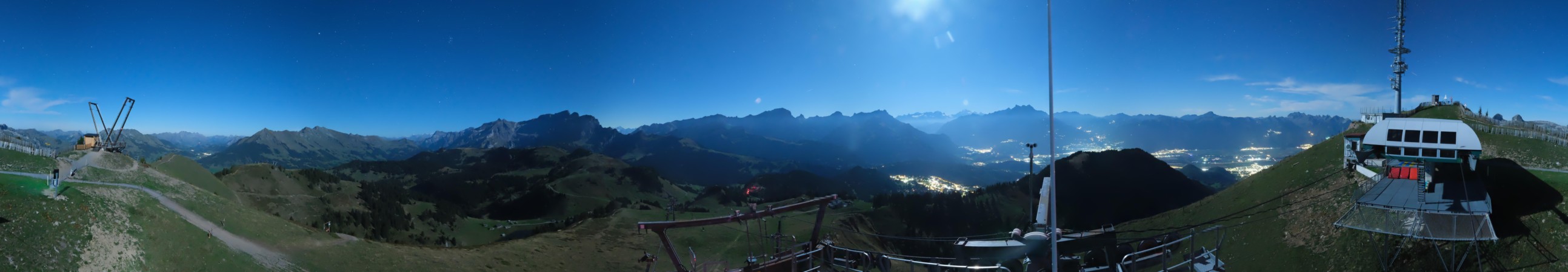 Télé Villars Gryon Diablerets Villars - Grand Chamossaire snow cam captured at 23 September 2026 at 11:49 pm GMT+2