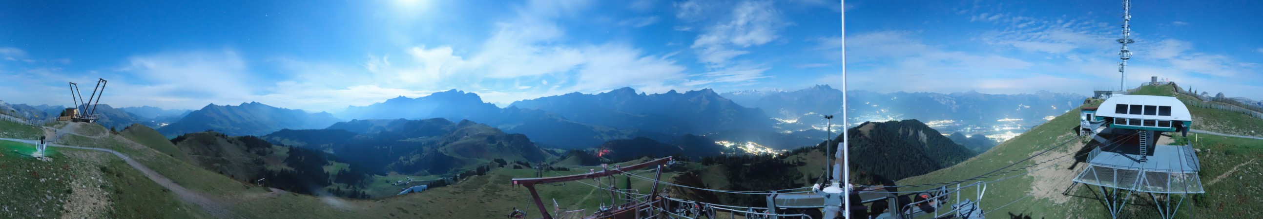 Télé Villars Gryon Diablerets Villars - Grand Chamossaire snow cam captured at 29 September 2026 at 11:46 pm GMT+2