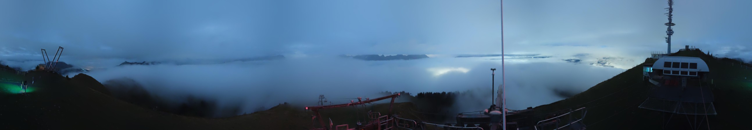 Télé Villars Gryon Diablerets Villars - Grand Chamossaire snow cam captured at 1 October 2026 at 11:58 pm GMT+2
