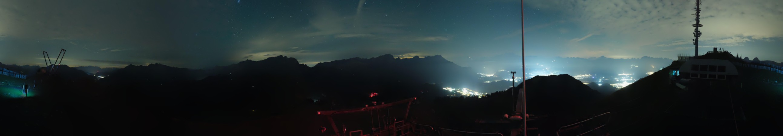 Télé Villars Gryon Diablerets Villars - Grand Chamossaire snow cam captured at 4 October 2026 at 11:51 pm GMT+2