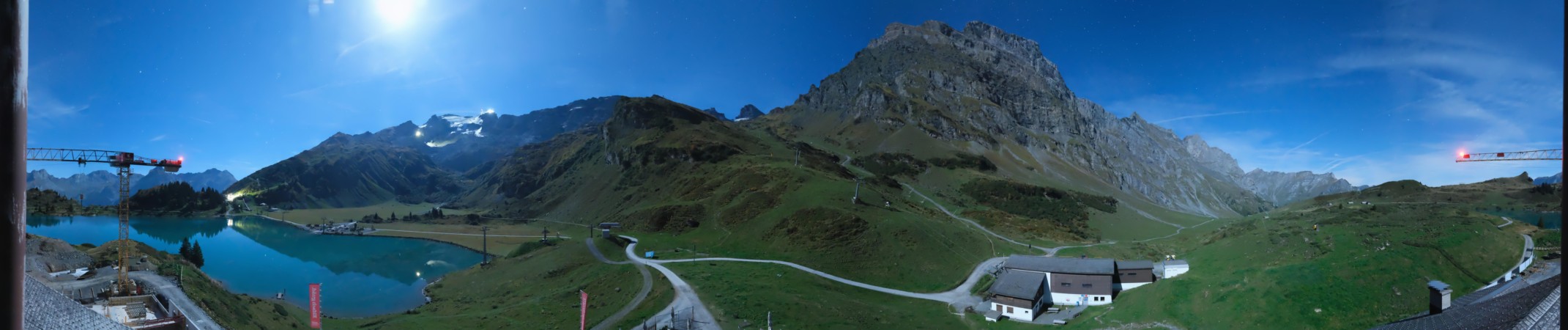 Titlis Bergbahnen Engelberg-Trübsee-Titlis Titlis - Alpstubli am Trübsee snow cam captured at 28 September 2026 at 11:52 pm GMT+2