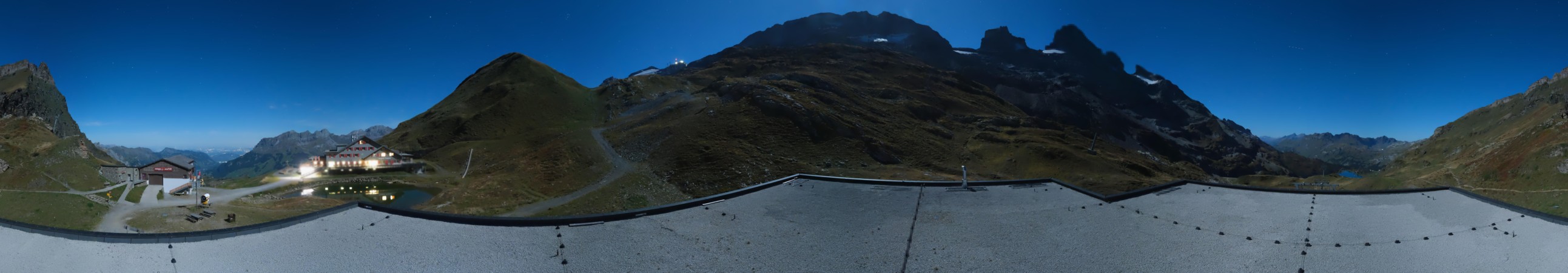 Titlis Bergbahnen Engelberg-Trübsee-Titlis Titlis - Engstlenalp Bergstation snow cam captured at 26 September 2026 at 11:49 pm GMT+2