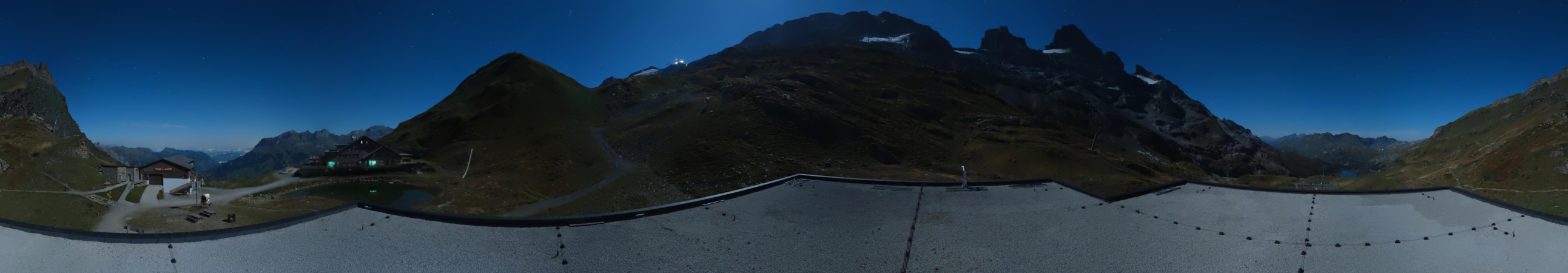 Titlis Bergbahnen Engelberg-Trübsee-Titlis Titlis - Engstlenalp Bergstation snow cam captured at 27 September 2026 at 11:45 pm GMT+2