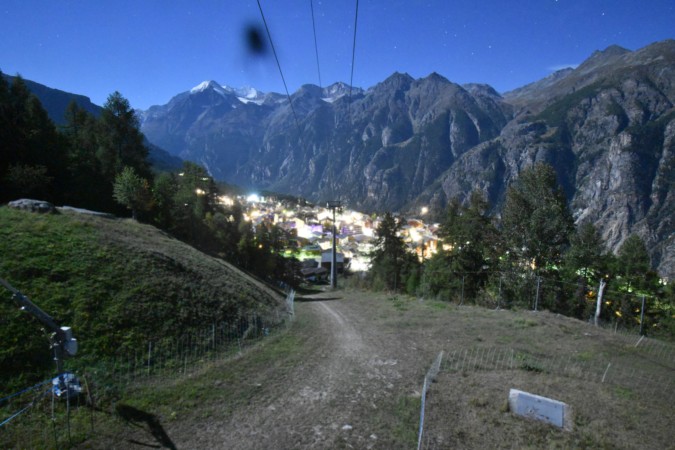 Touristische Unternehmung Grächen AG Dorf - Grächen snow cam captured at 25 September 2026 at 11:58 pm GMT+2