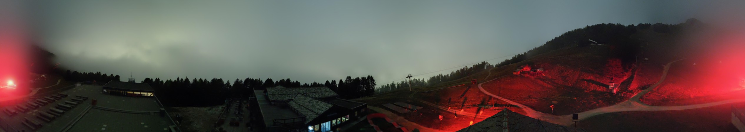 Touristische Unternehmung Grächen AG Hannigalp - Grächen snow cam captured at 1 October 2026 at 11:35 pm GMT+2