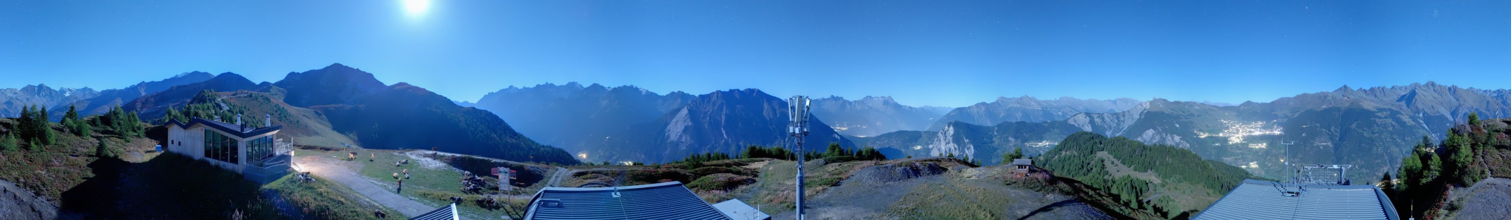 Verbier - Téléverbier SA Bruson - La Pasay snow cam captured at 22 September 2026 at 11:50 pm GMT+2