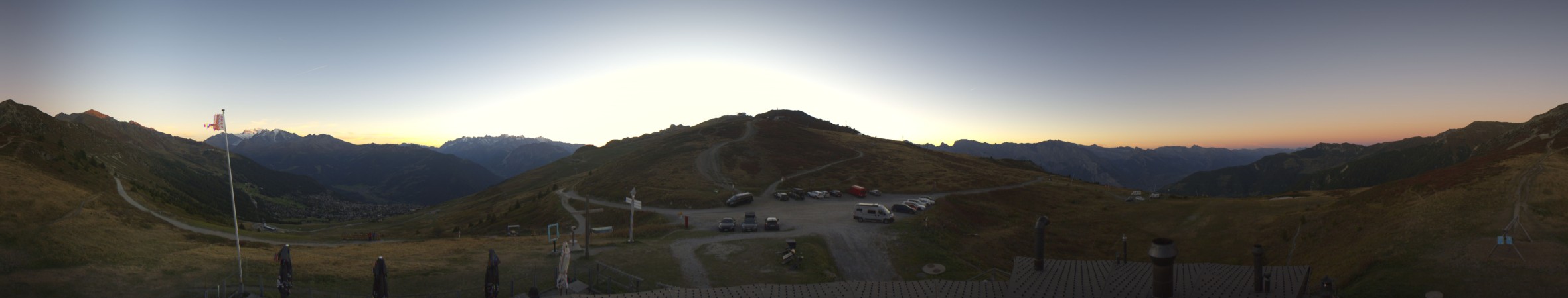 Verbier - Téléverbier SA Croix de Cœur snow cam captured at 26 September 2026 at 7:37 pm GMT+2
