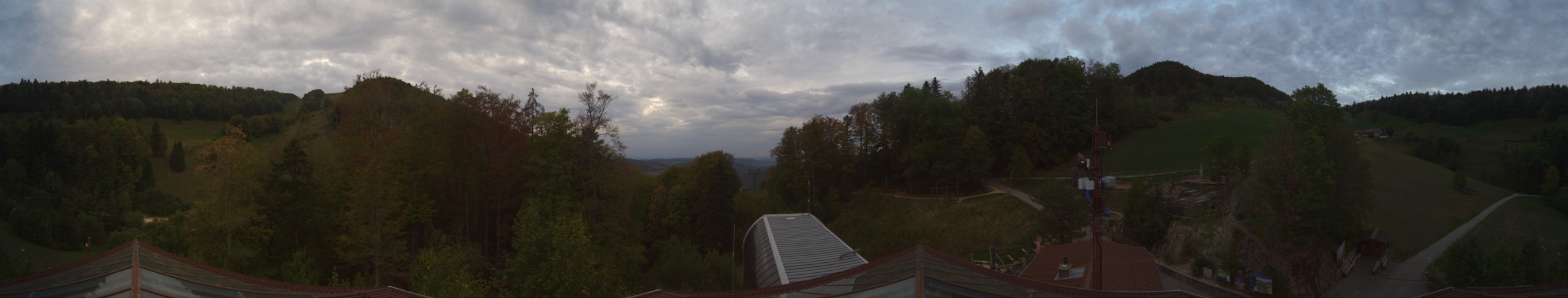 Wasserfallen Bahn Wasserfallen - Bergstation snow cam captured at 30 September 2026 at 7:16 pm GMT+2
