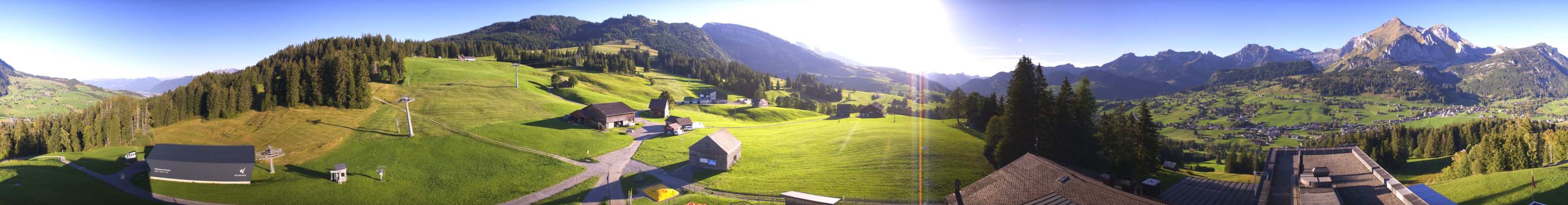 Wildhaus Bergbahnen AG Oberdorf snow cam captured at 15 September 2026 at 6:12 pm GMT+2