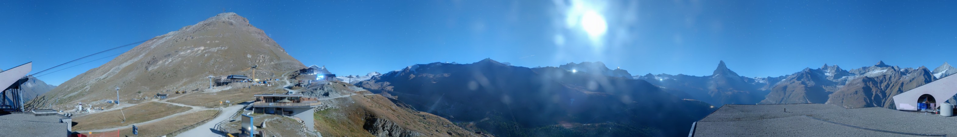 Zermatt Bergbahnen Blauherd snow cam captured at 22 September 2026 at 11:53 pm GMT+2