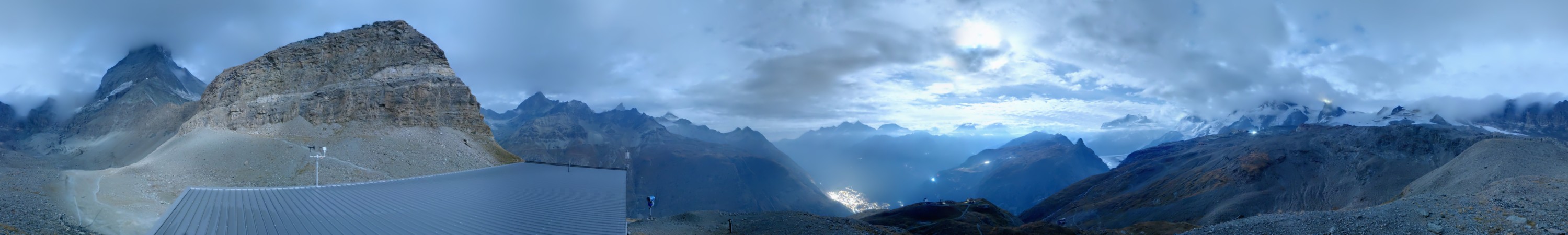 Zermatt Bergbahnen Hirli snow cam captured at 30 September 2026 at 11:30 pm GMT+2