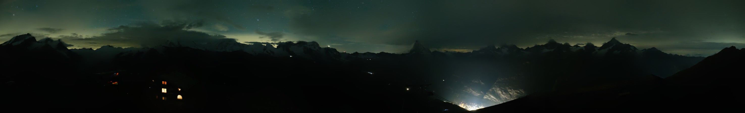Zermatt Bergbahnen Rothorn snow cam captured at 4 October 2026 at 11:49 pm GMT+2