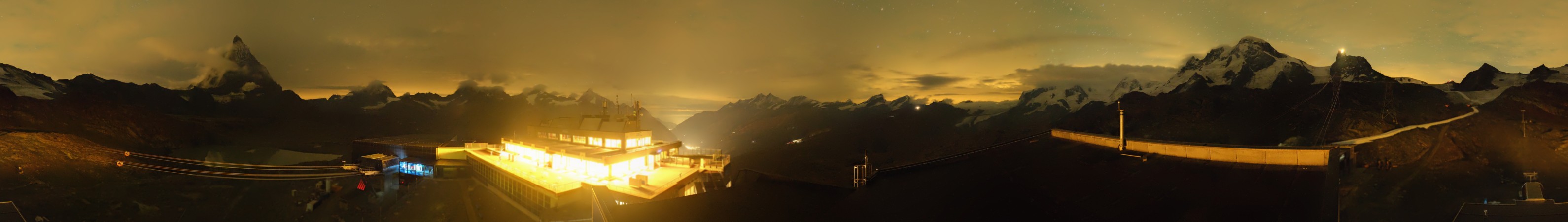 Zermatt Bergbahnen Trockener Steg snow cam captured at 4 October 2026 at 11:49 pm GMT+2