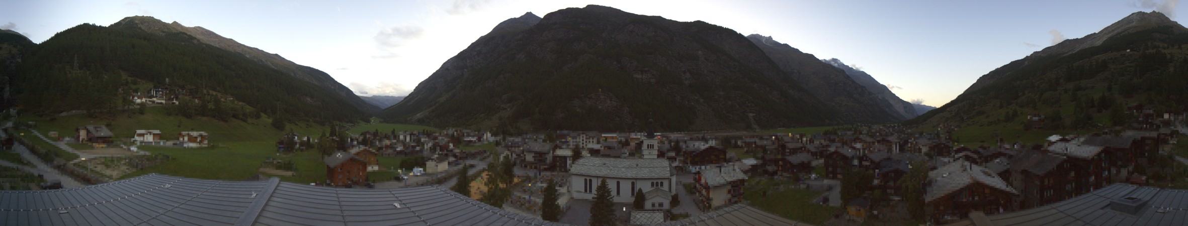 Zermatt Tourismus Täsch Dorf snow cam captured at 18 September 2026 at 7:44 pm GMT+2