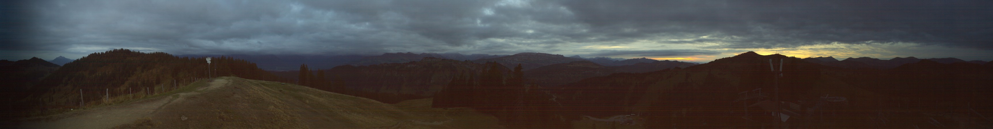 Grasgehren Skiparadies Grasgehren - Bolgengrat snow cam captured at 3 October 2026 at 7:24 pm GMT+2