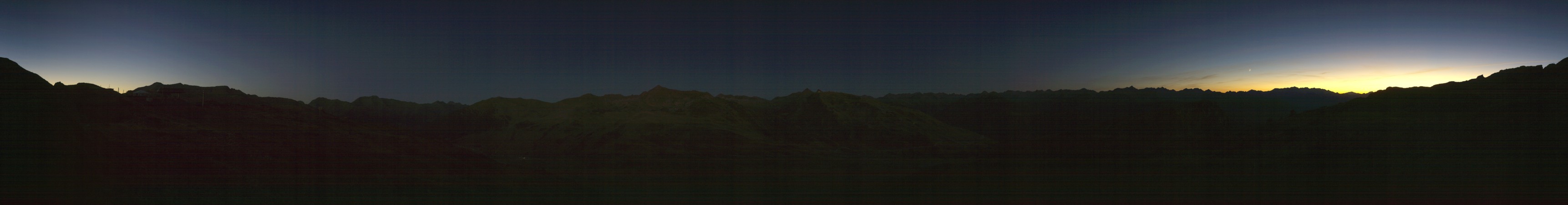 Baqueira Blanhiblar snow cam captured at 14 September 2026 at 8:46 pm GMT+2
