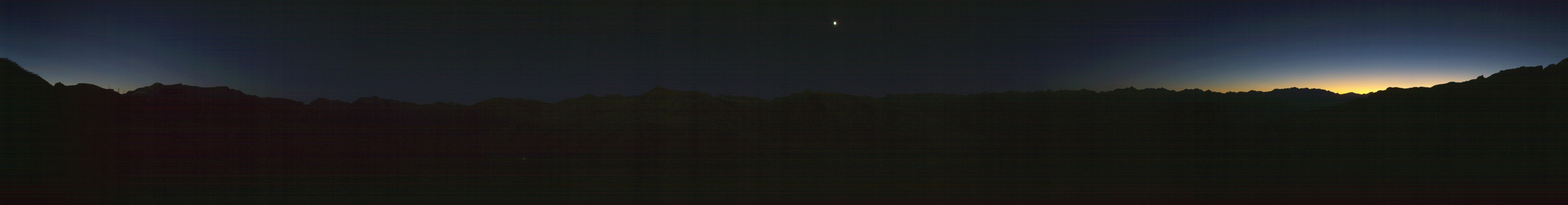 Baqueira Blanhiblar snow cam captured at 22 September 2026 at 8:35 pm GMT+2