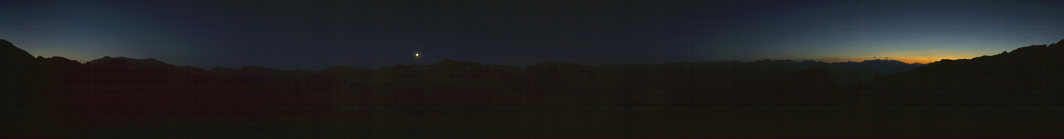 Baqueira Blanhiblar snow cam captured at 26 September 2026 at 8:28 pm GMT+2