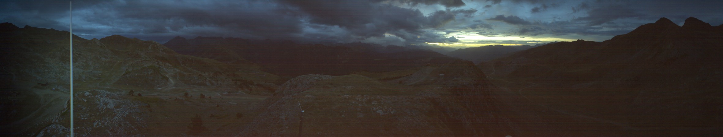Baqueira Teso snow cam captured at 30 September 2026 at 8:09 pm GMT+2