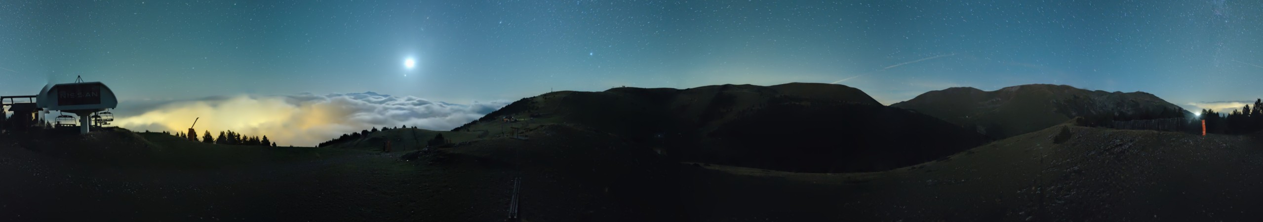 FGC Cap de Comella superior snow cam captured at 6 October 2026 at 4:33 am GMT+2