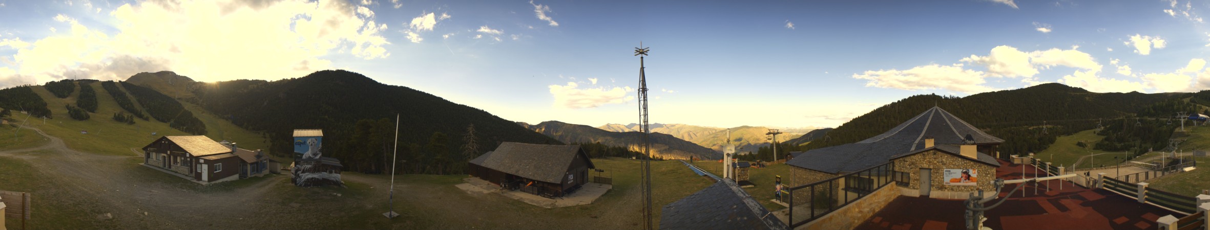 FGC Centre de Serveis snow cam captured at 15 September 2026 at 6:47 pm GMT+2