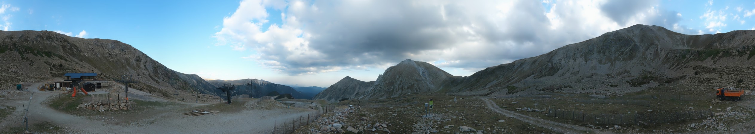 FGC Marmotes snow cam captured at 15 September 2026 at 6:47 pm GMT+2