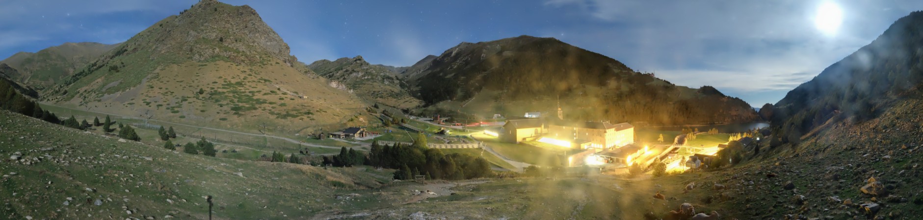 FGC Mirador de la Canal snow cam captured at 21 September 2026 at 10:26 pm GMT+2